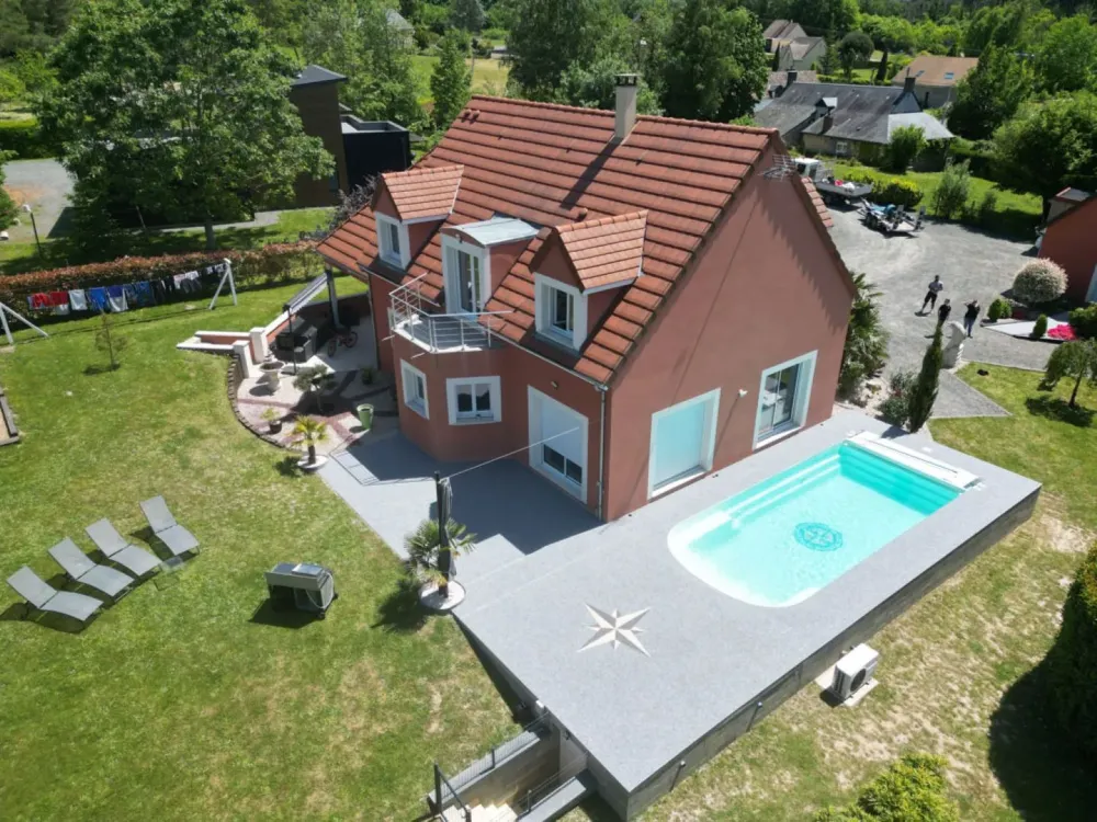 Maison et piscine